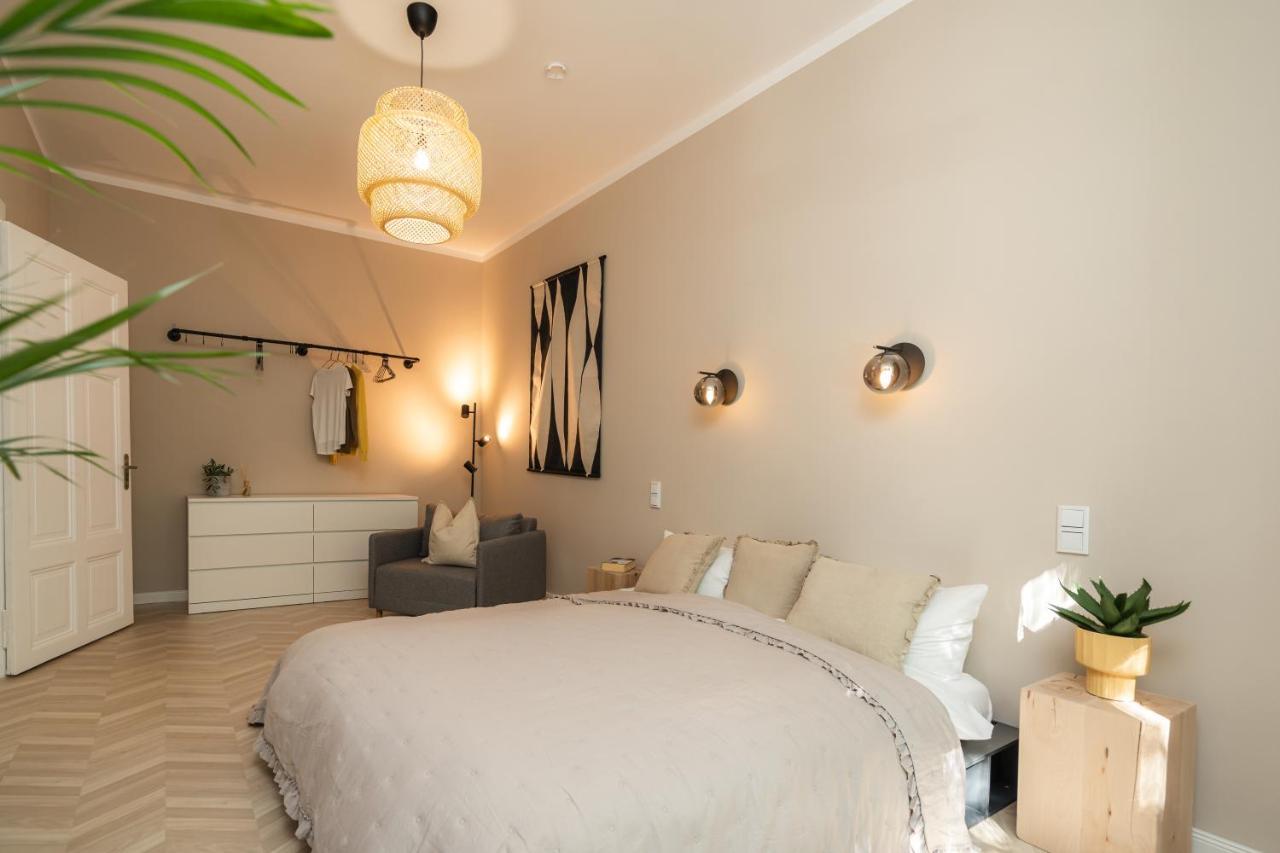 Arbio I Artsy Oasis Berlino